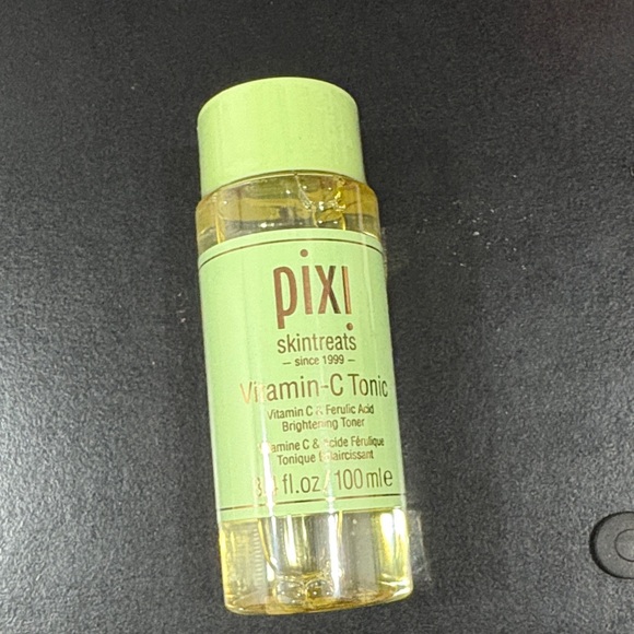 Pixi Skintreats - Vitamin-C Tonic - Picture 2 of 2